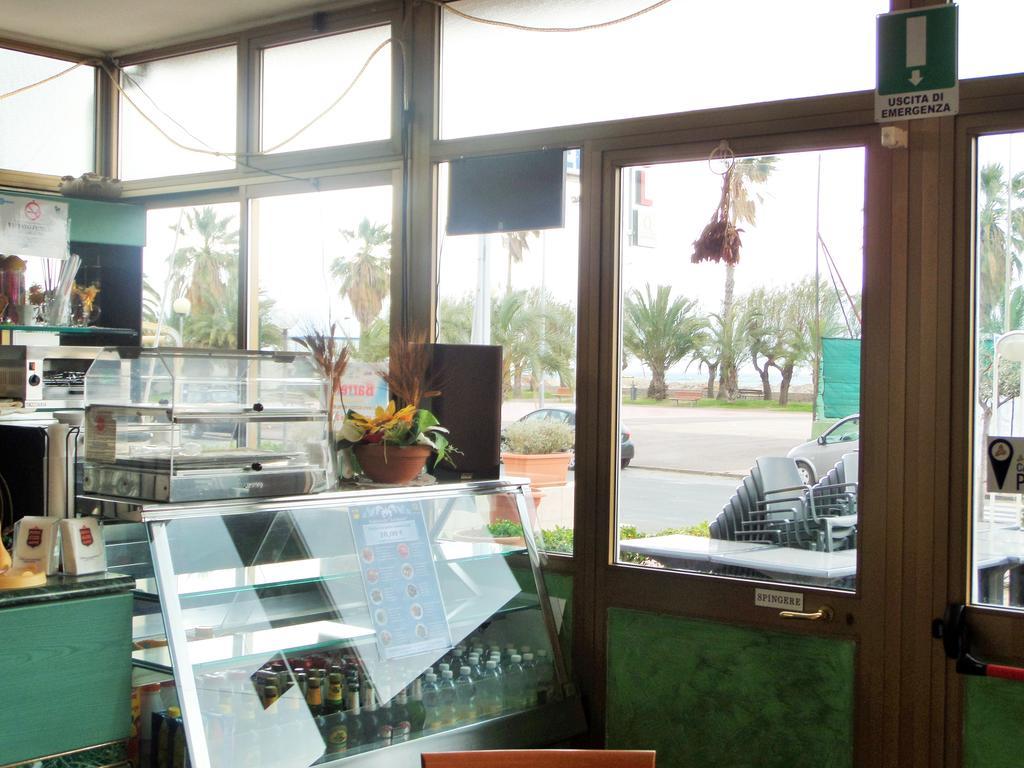 Hotel Lucerna Arma di Taggia Luaran gambar